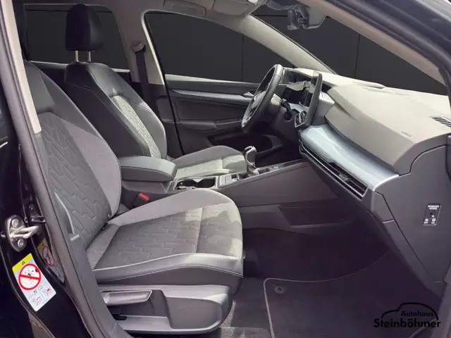 Volkswagen Golf view 14