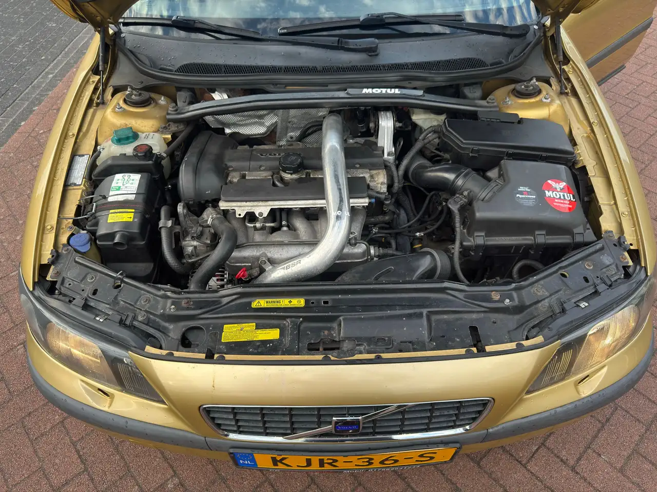 Volvo S60 2.3 T-5, foto 11