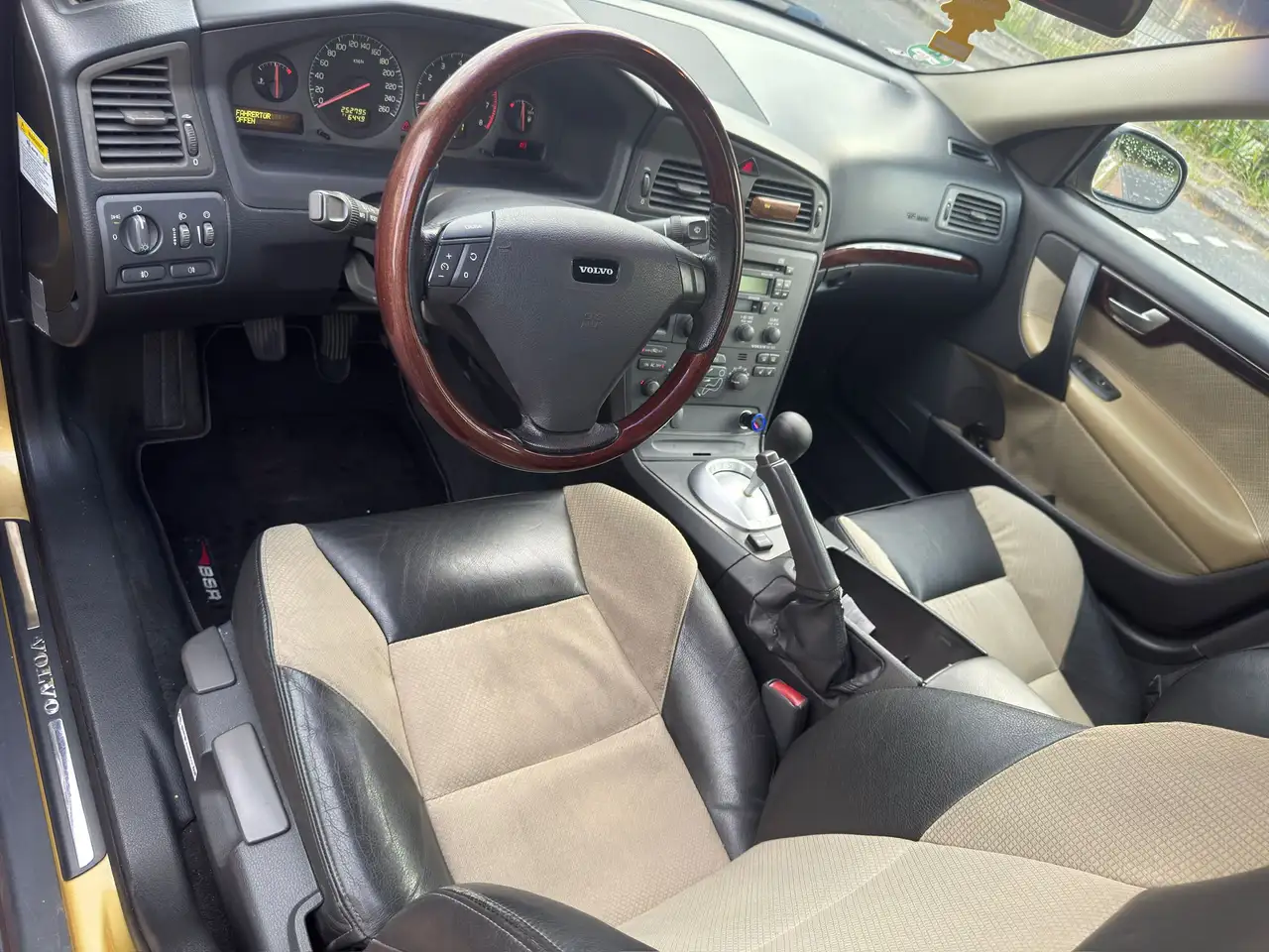 Volvo S60 2.3 T-5, foto 9