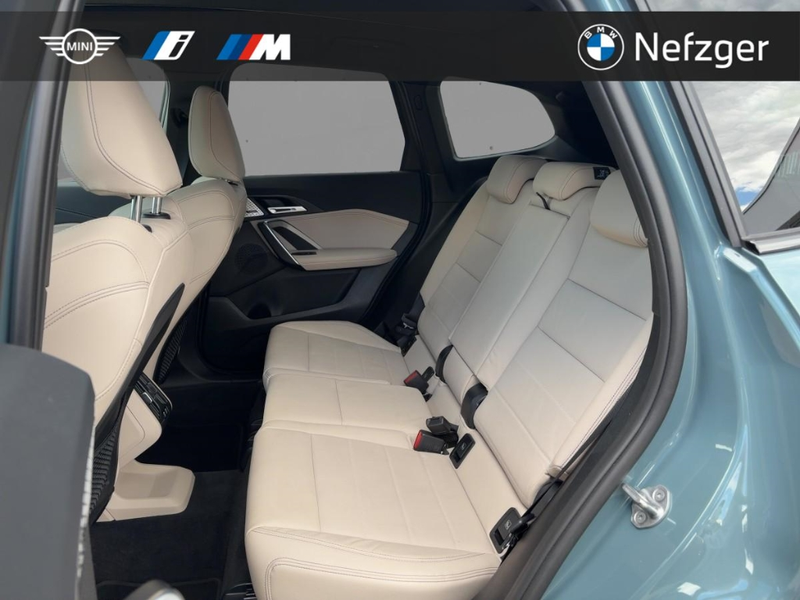 BMW X1 xDrive23i M Sport Park-Assistent HUD H&K PANO — photo 8