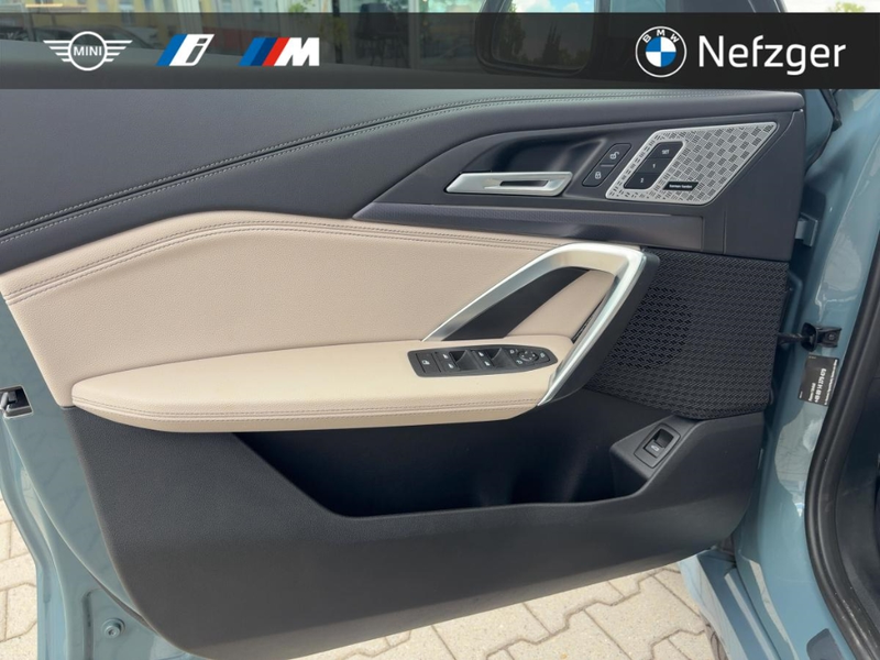 BMW X1 xDrive23i M Sport Park-Assistent HUD H&K PANO — photo 14