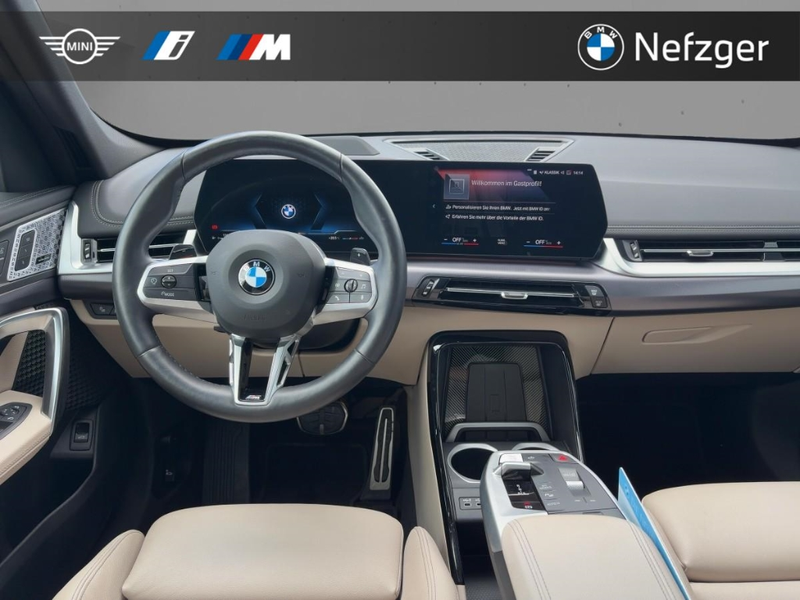 BMW X1 xDrive23i M Sport Park-Assistent HUD H&K PANO — photo 9