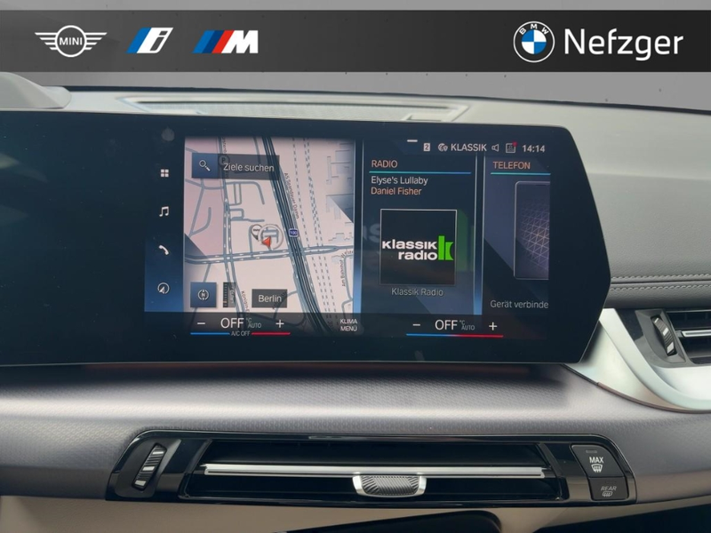 BMW X1 xDrive23i M Sport Park-Assistent HUD H&K PANO — photo 11