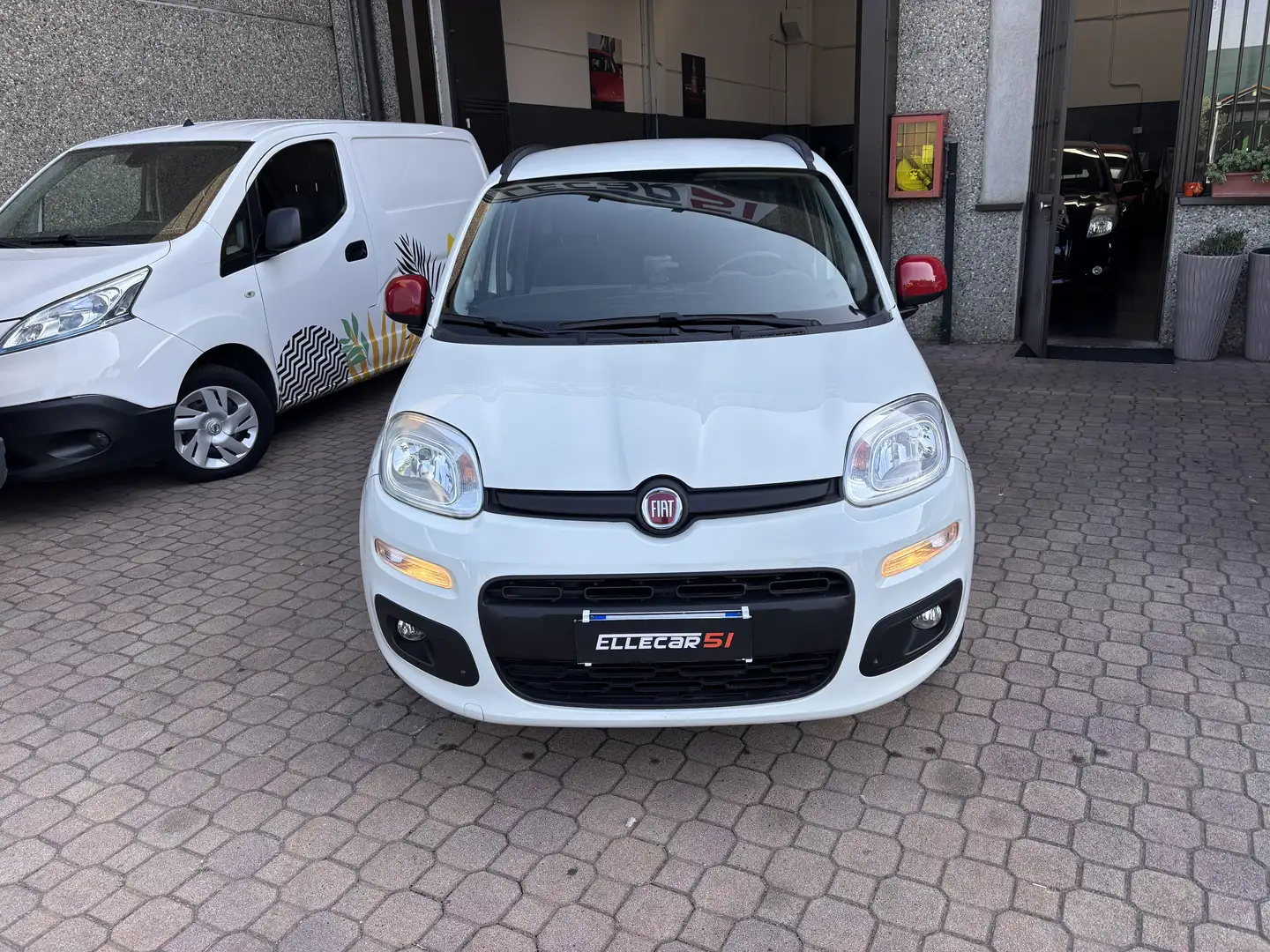 Fiat Panda 1.2 Lounge easypower Gpl 69cv - 1