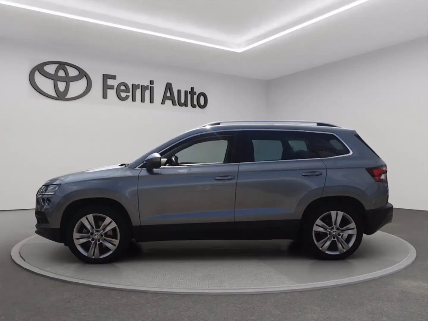 Skoda Karoq 1.5 tsi style dsg Grigio - 2