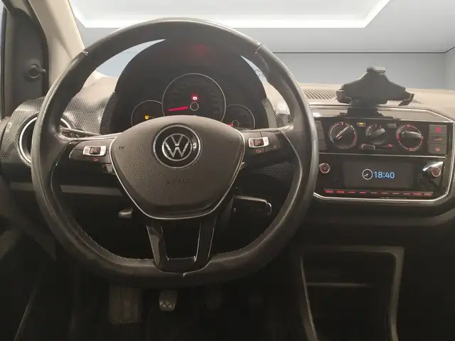 Volkswagen Up! view 15