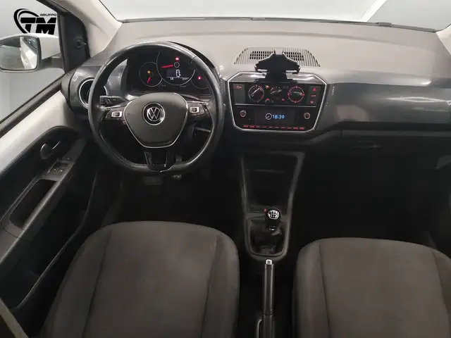 Volkswagen Up! view 11