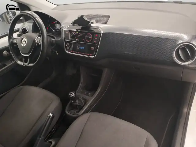 Volkswagen Up! view 10