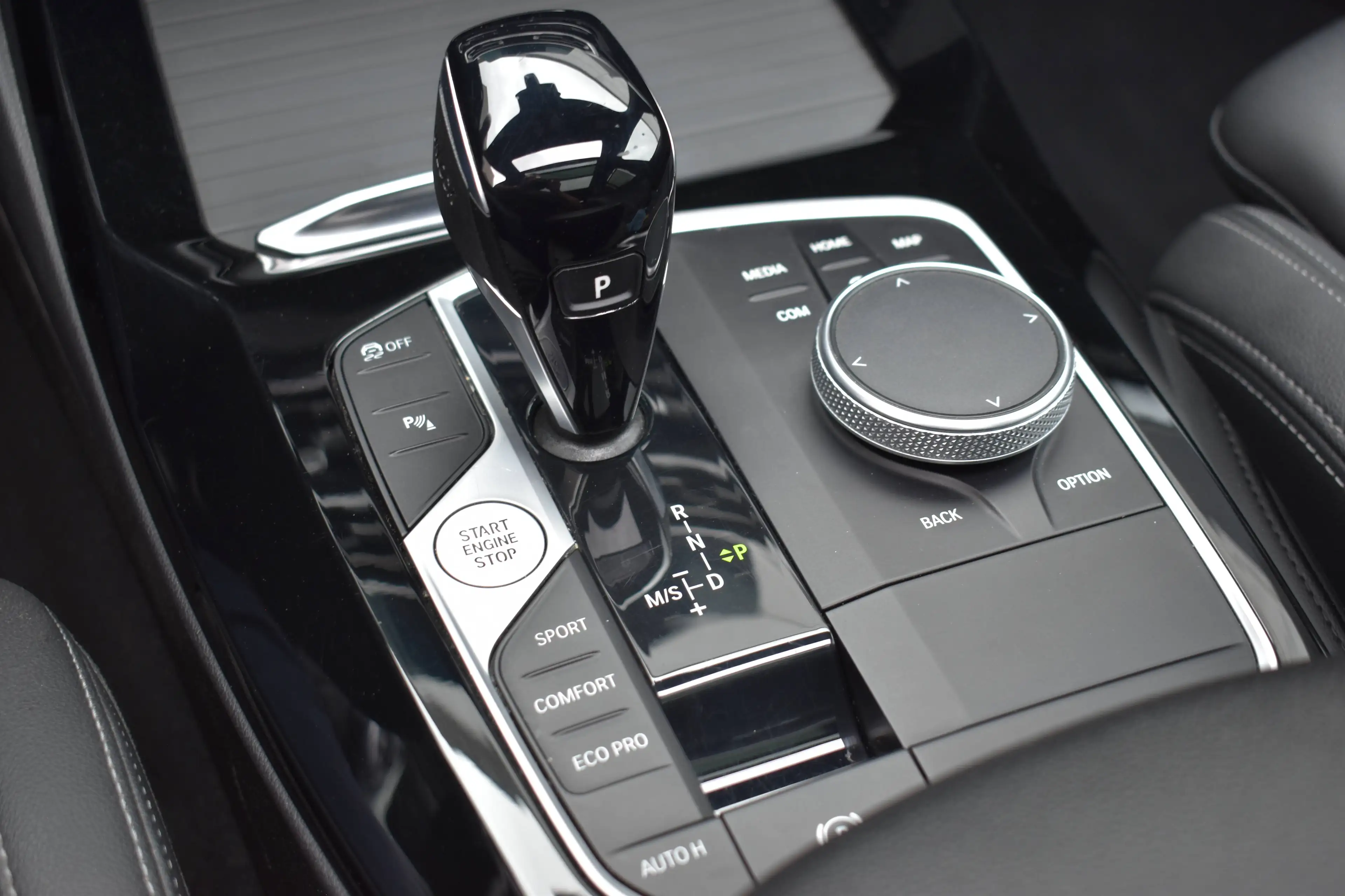 BMW X3 X3 sDrive18dA MHEV || M-sport || pano-dak || Camera — photo 13