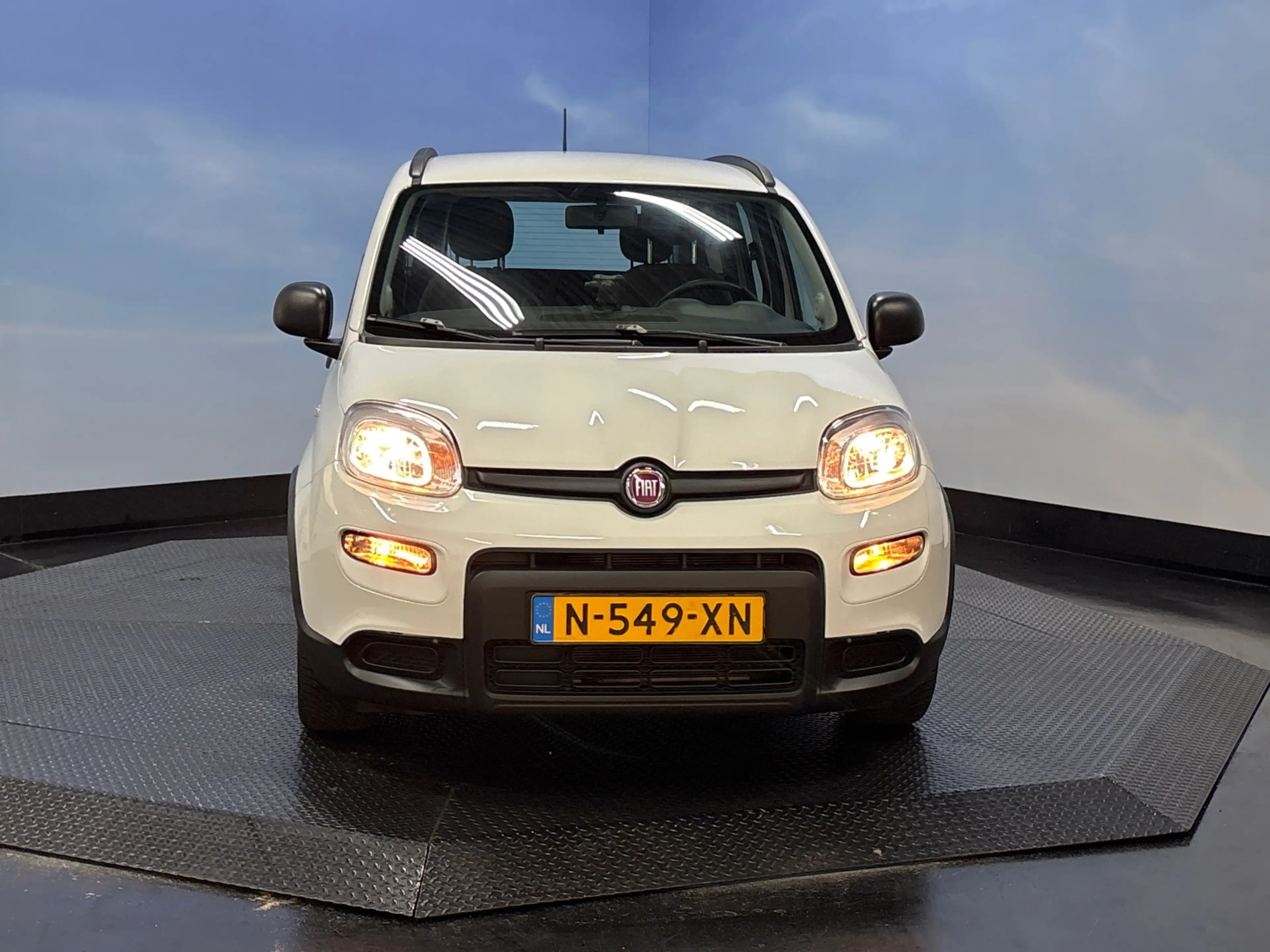 Fiat Panda 1.0 Hybrid City Life — photo 9