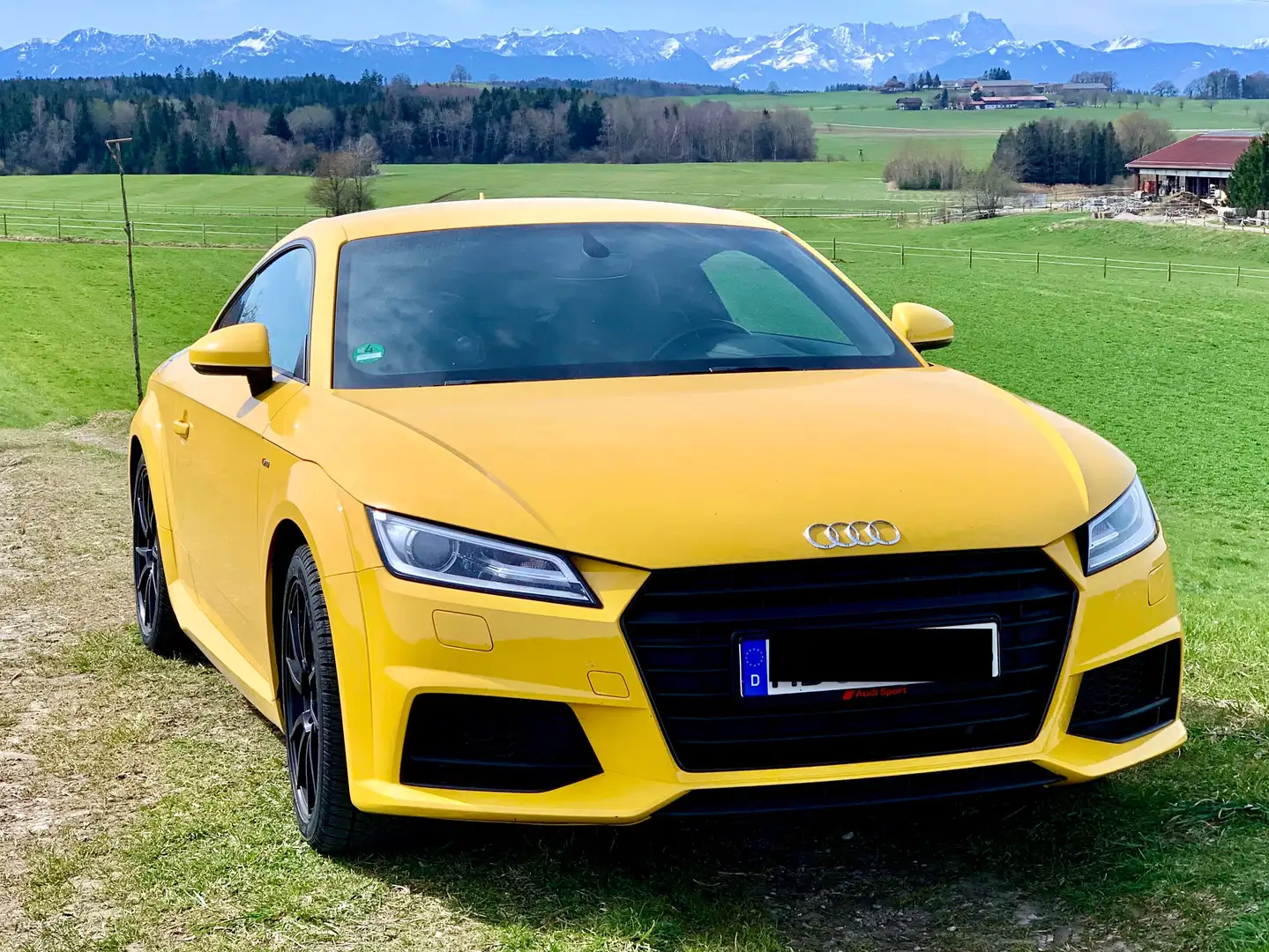 Audi TT TT Coupe 1.8 TFSI Gelb - 1