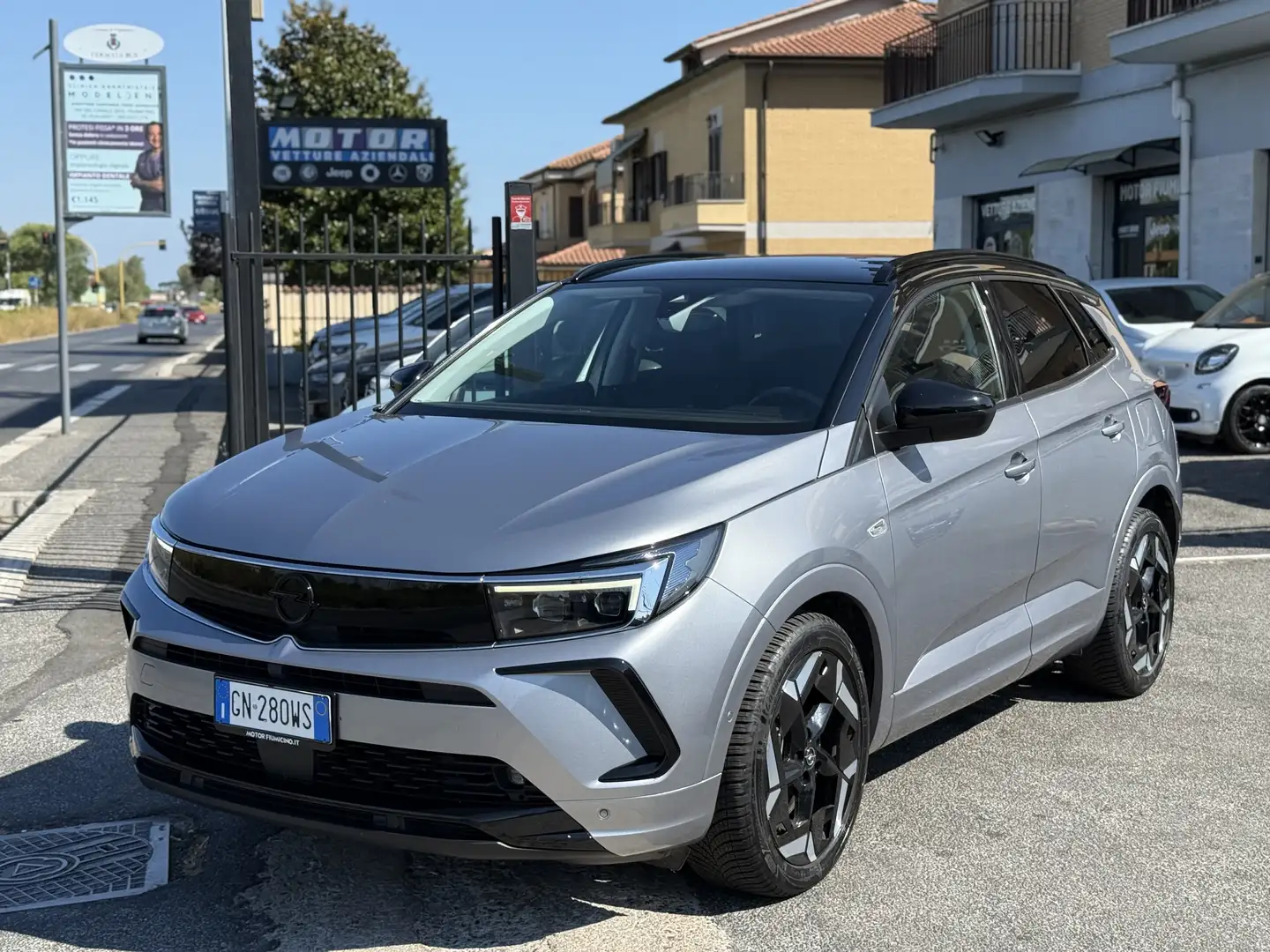 Opel Grandland 1.6 phev GSe awd 300cv auto Hybrid Uff Aziendale Gris - 1