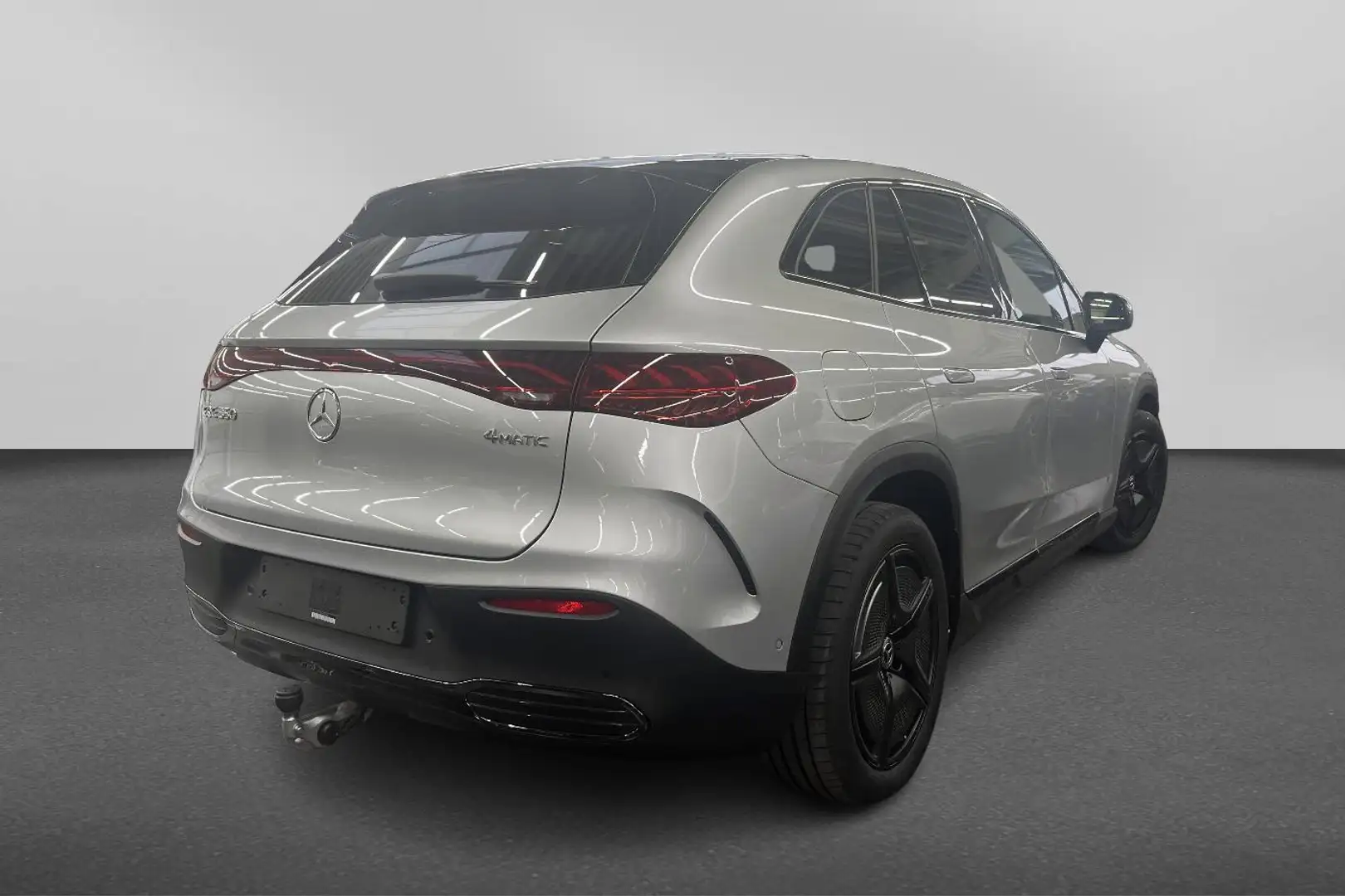 Mercedes-Benz EQE SUV Cars 350 4MATIC AMG Line Argintiu - 2
