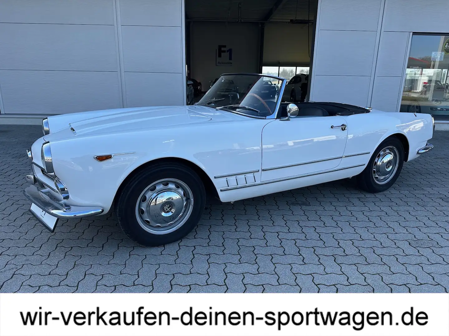 Alfa Romeo Spider 2000 Touring Weiß - 2