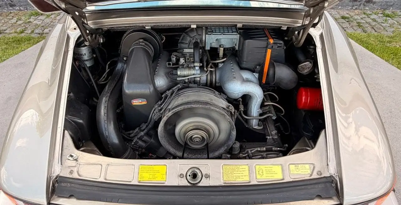 Porsche 911 Carrera 3.2 Coupé Platine Metallic, foto 12