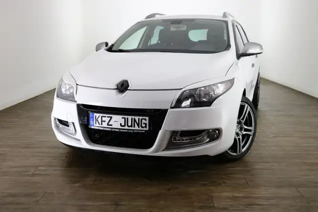 2013 Renault Megane in White for sale