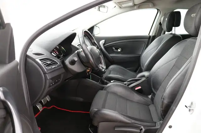 Renault Megane view 13