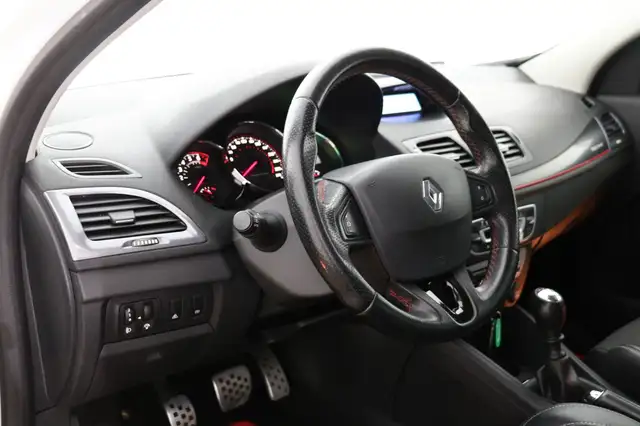 Renault Megane view 10
