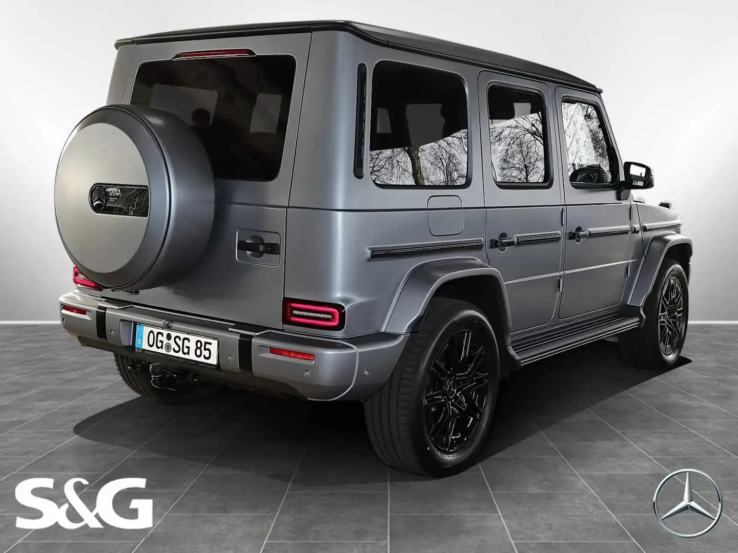 Mercedes-Benz G 450 d AMG Standhz.+Schiebedach+AHK+Distronic Grau - 2