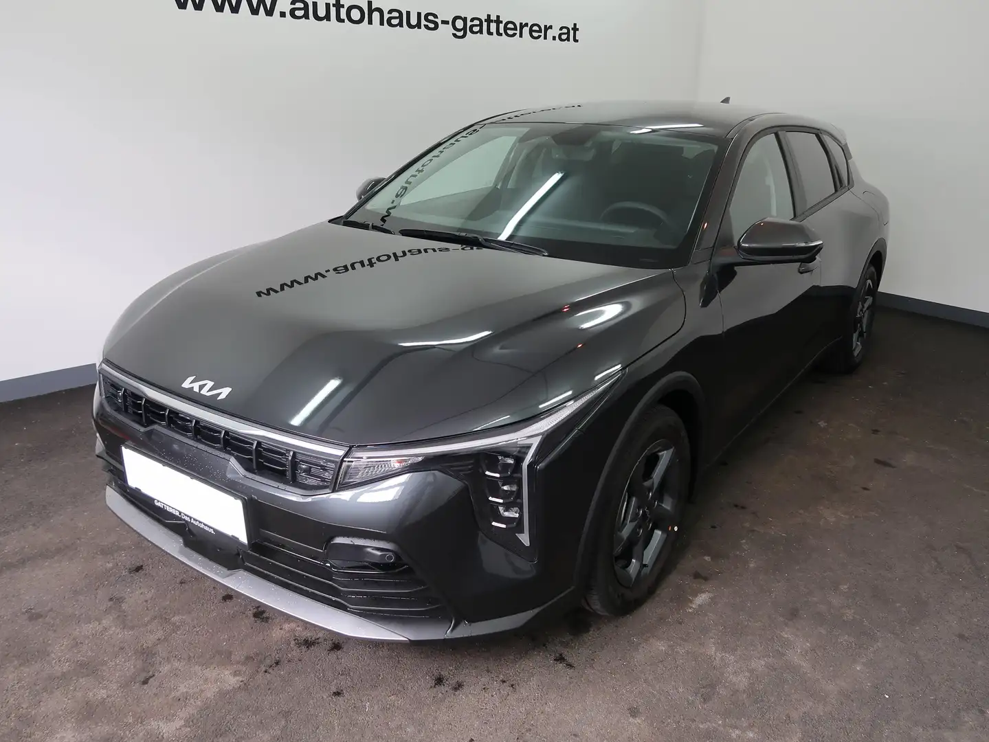 Kia K4 1,0 TGDI 48V Mildhybrid Silber Grau - 1