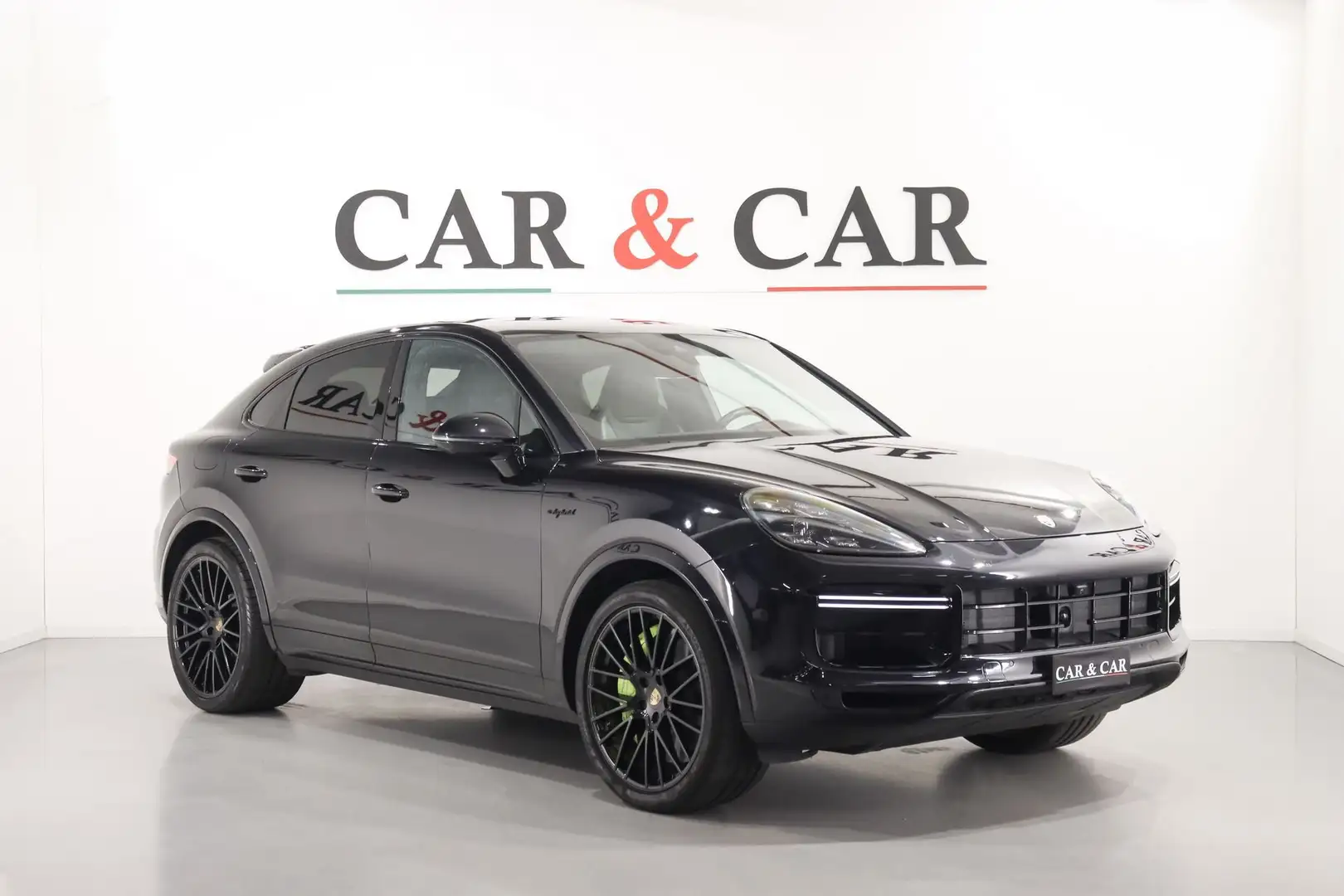 Porsche Cayenne 4.0 V8 Turbo S E-Hybrid Nero - 1