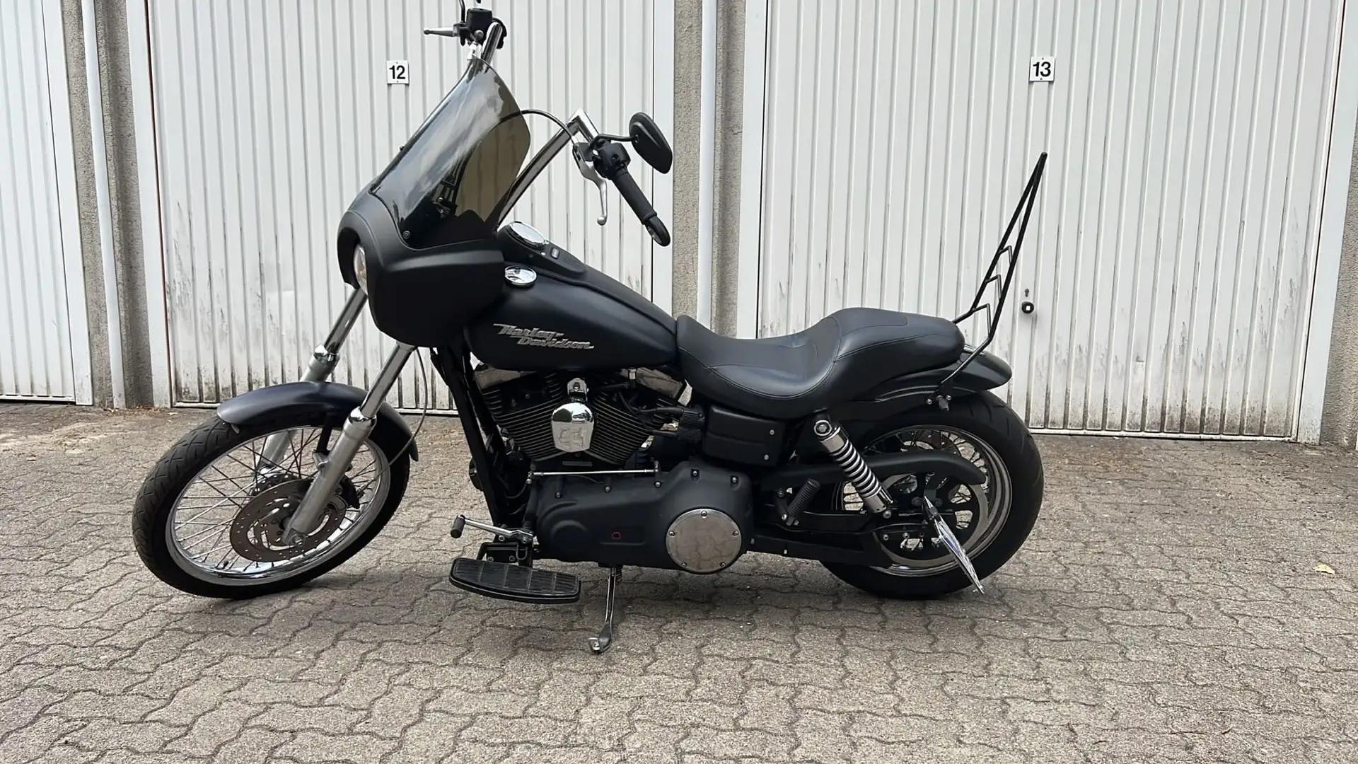 Harley-Davidson FXD Negro - 2