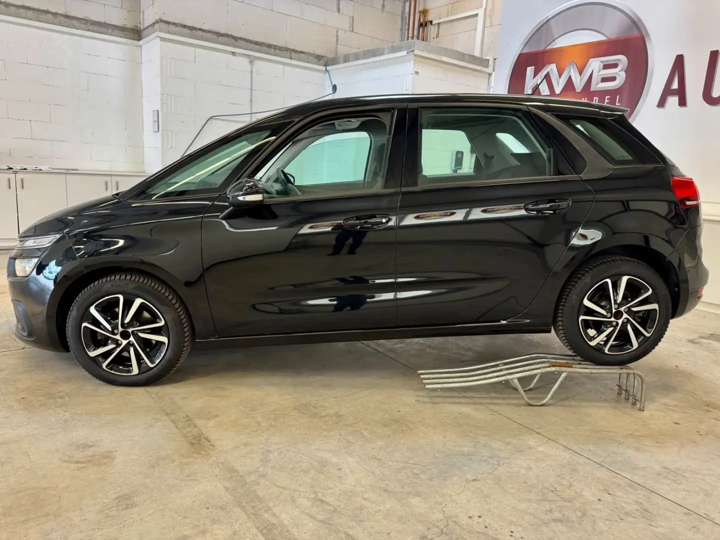 Citroen C4 SpaceTourer 2.0 Blue-HDi 163ps Navi Kamera Negro - 2