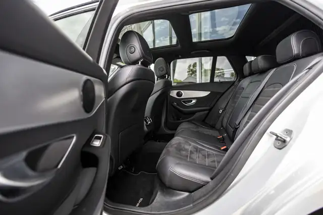 Mercedes-Benz C-Class view 10