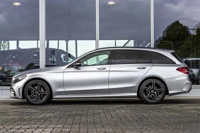 Mercedes-Benz C-Class view 5
