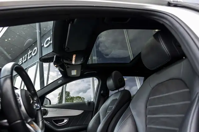 Mercedes-Benz C-Class view 13