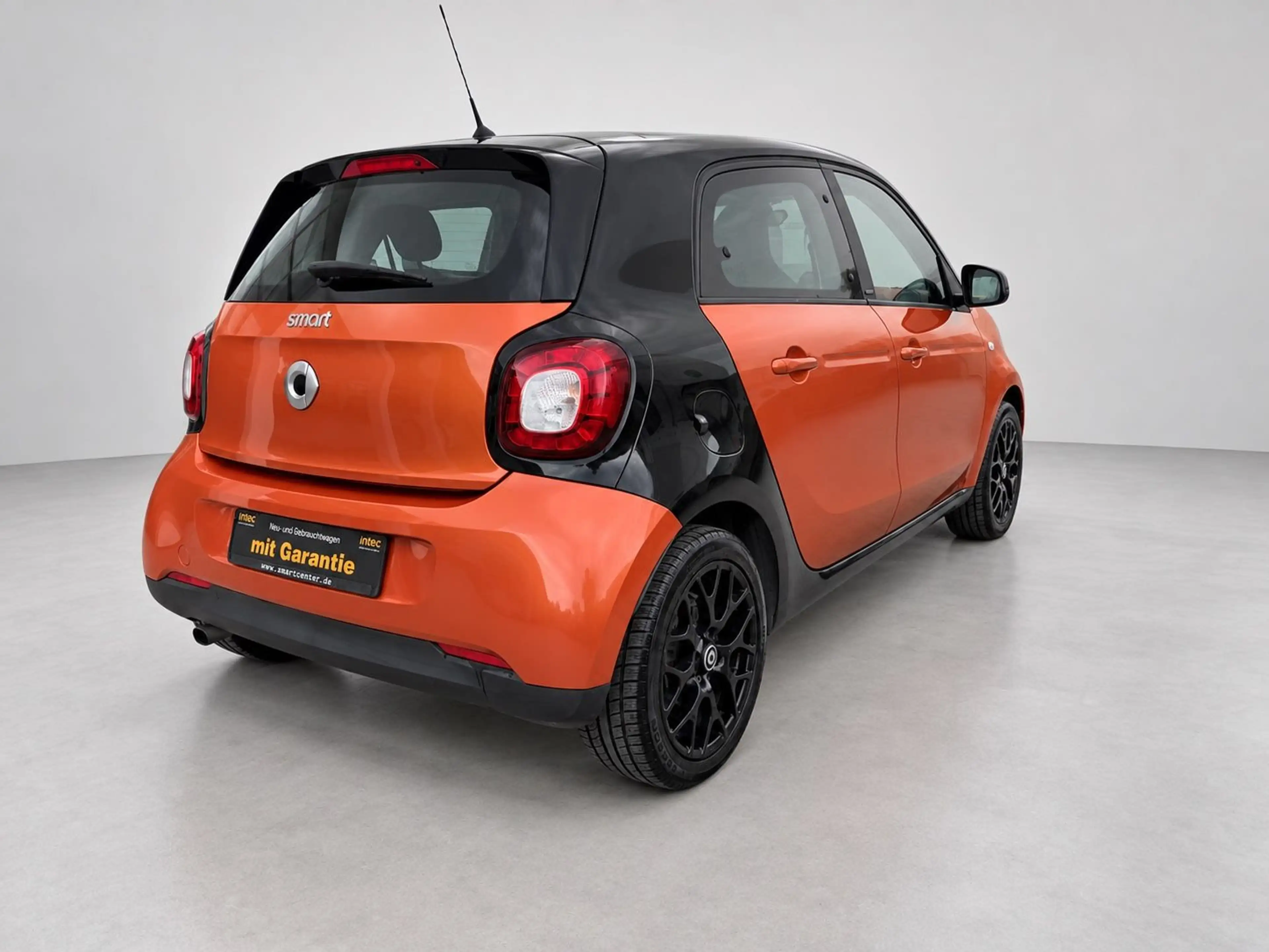 smart forFour Cabrio Navi Klima Sitzhz LMRäder 4Sesonr — photo 6