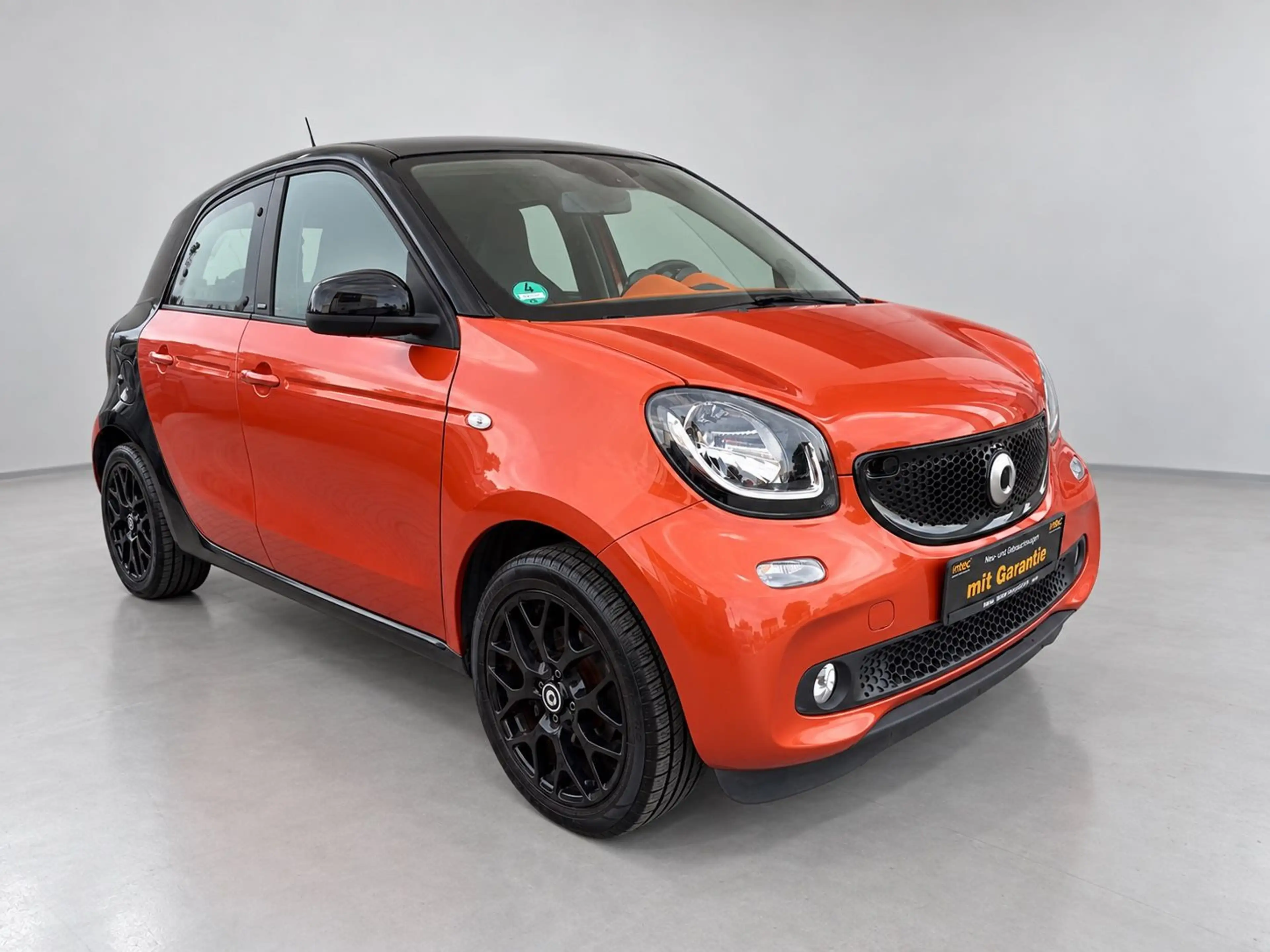 smart forFour Cabrio Navi Klima Sitzhz LMRäder 4Sesonr