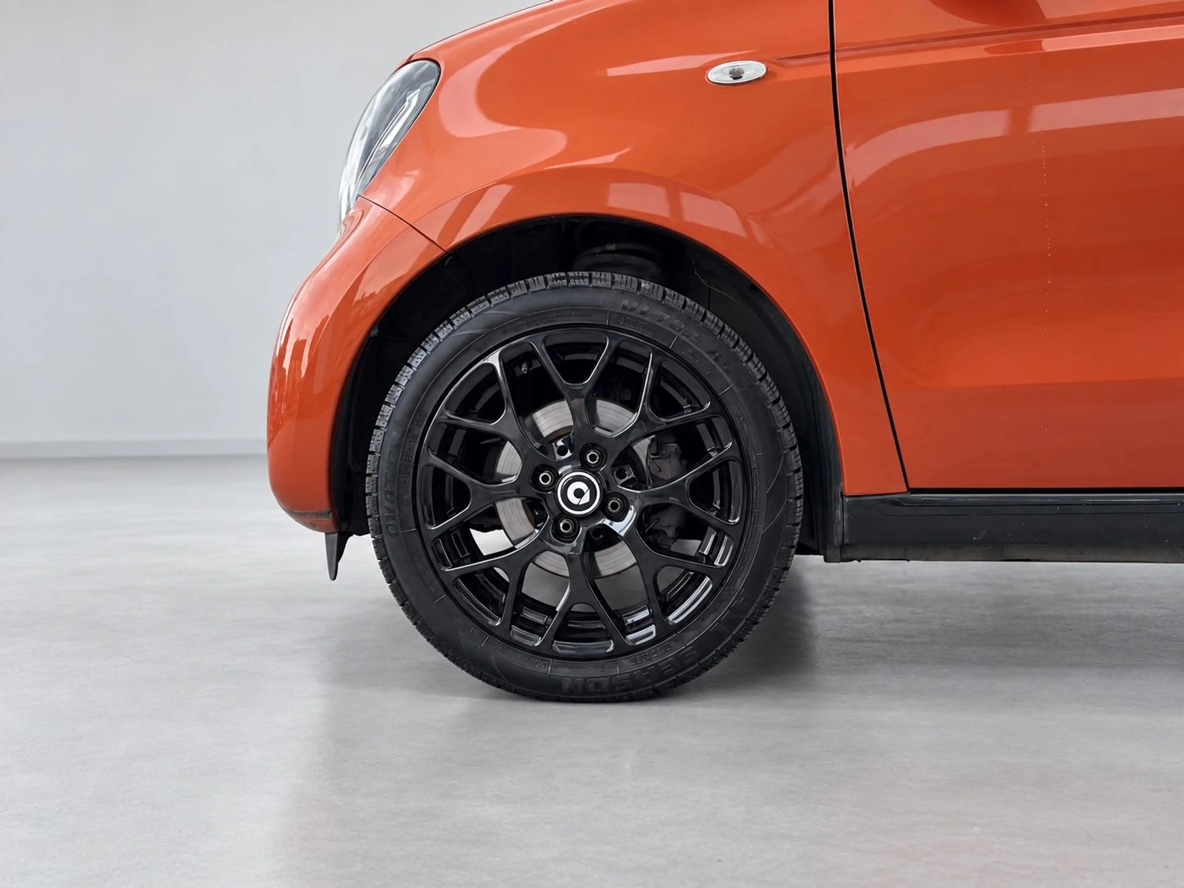 smart forFour Cabrio Navi Klima Sitzhz LMRäder 4Sesonr — photo 8