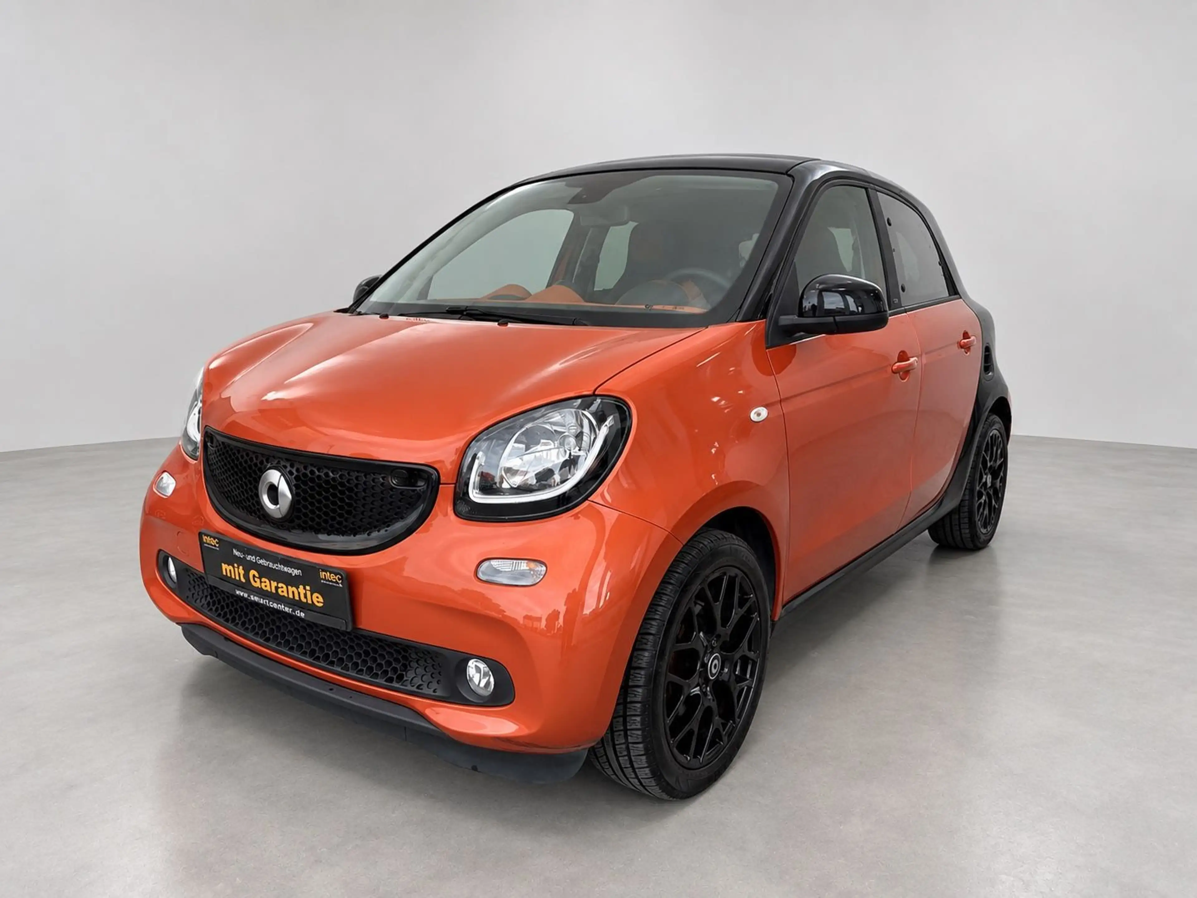 smart forFour Cabrio Navi Klima Sitzhz LMRäder 4Sesonr — photo 3