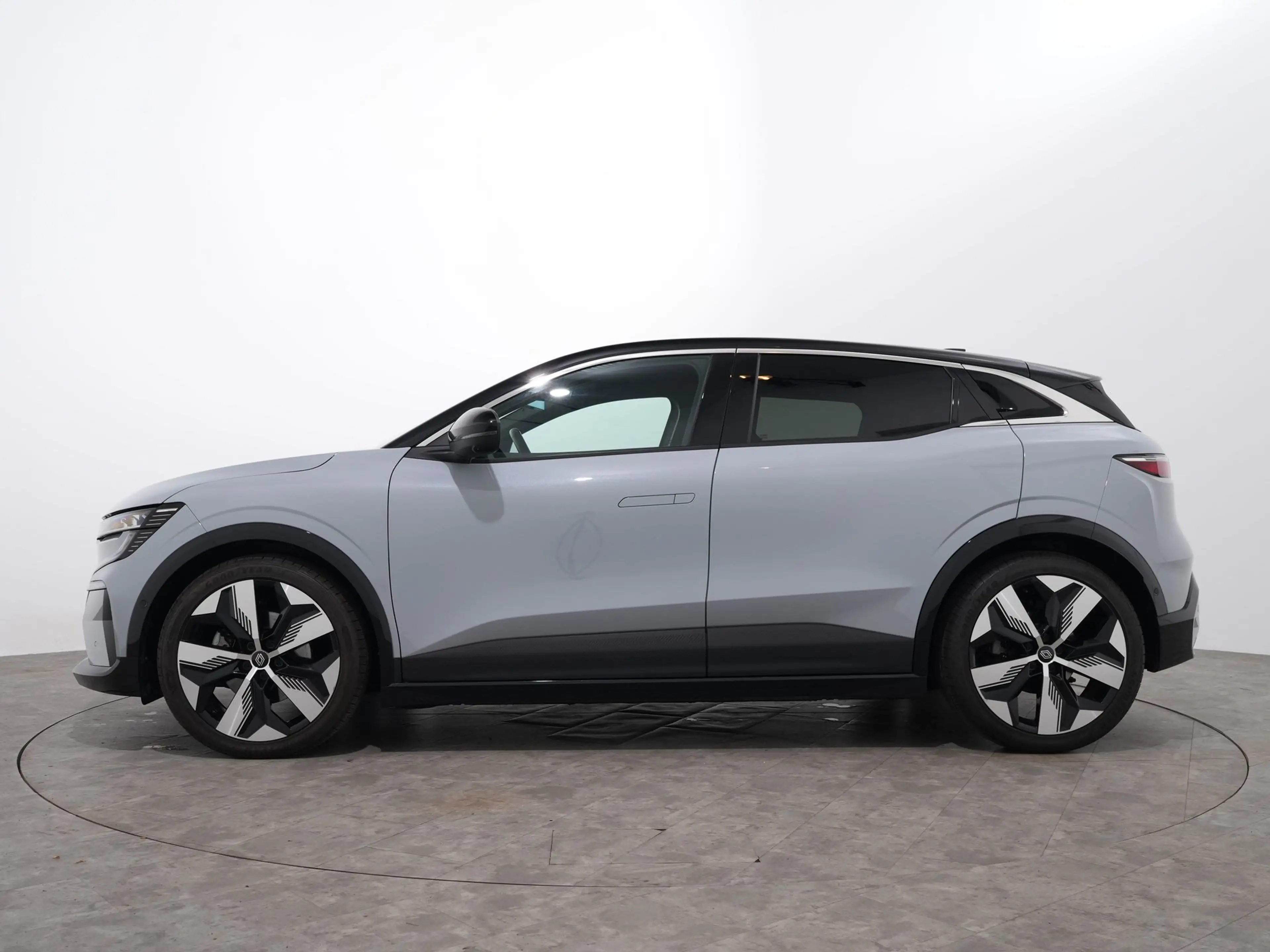 Renault Megane E-Tech EV60 OPTIMUM CHARGE TECHNO — photo 6