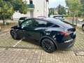 Tesla Model Y Standard Schwarz - thumbnail 9