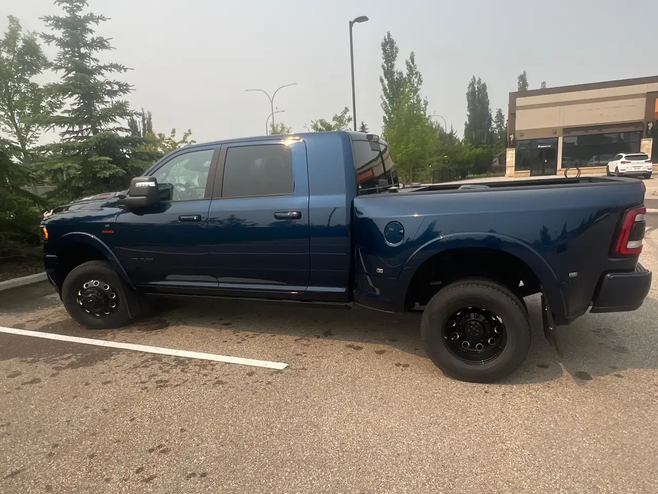RAM 3500 снимка RAM 3500