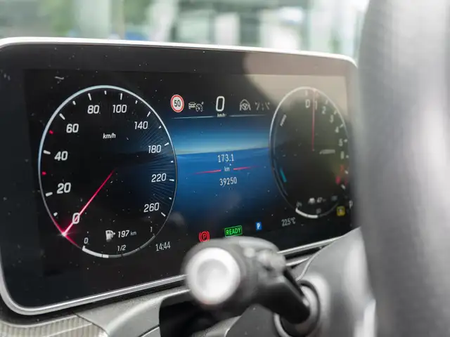 Mercedes-Benz 300 view 15