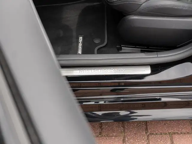 Mercedes-Benz 300 view 14