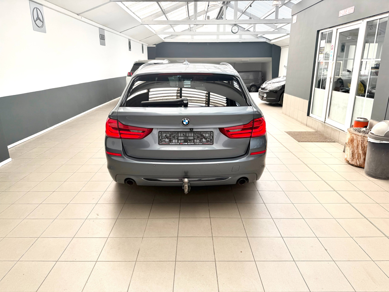 BMW 518 dA Touring Sport Edition "167.000Km" Carnet Complet BMW Euro 6d — photo 5