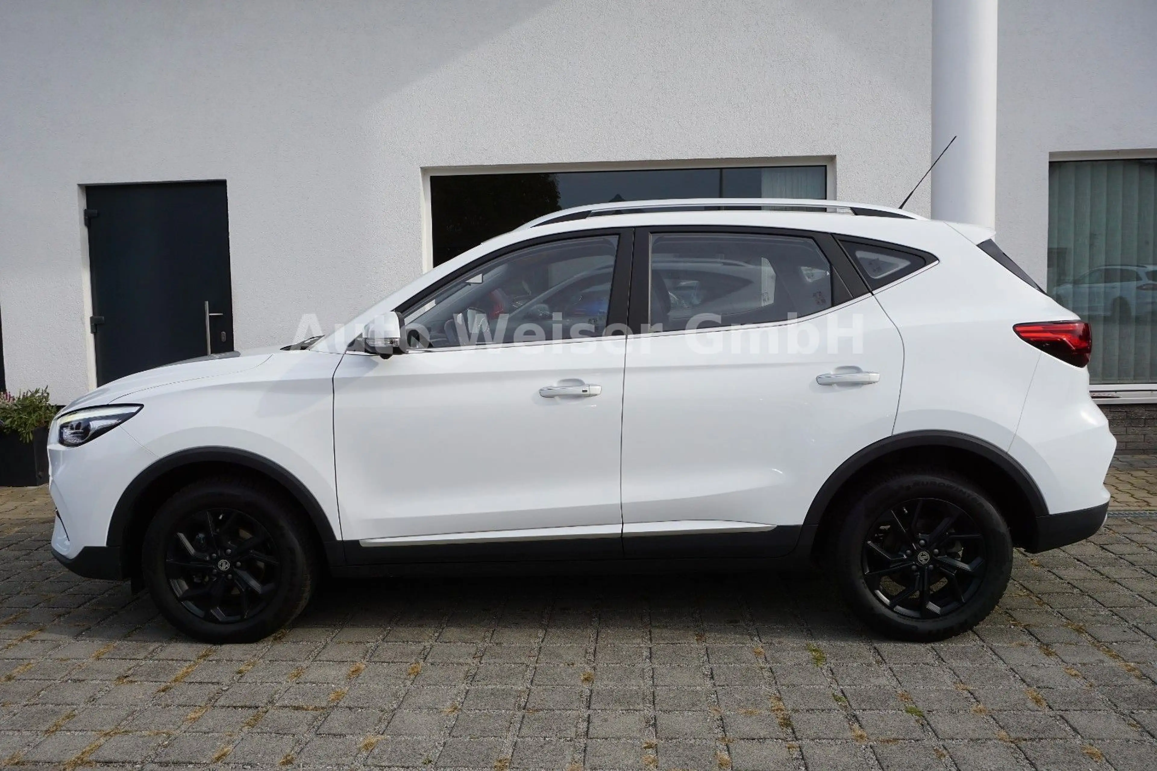 MG ZS Luxury LED Navi 360° Kamera SHZ Pano — photo 8