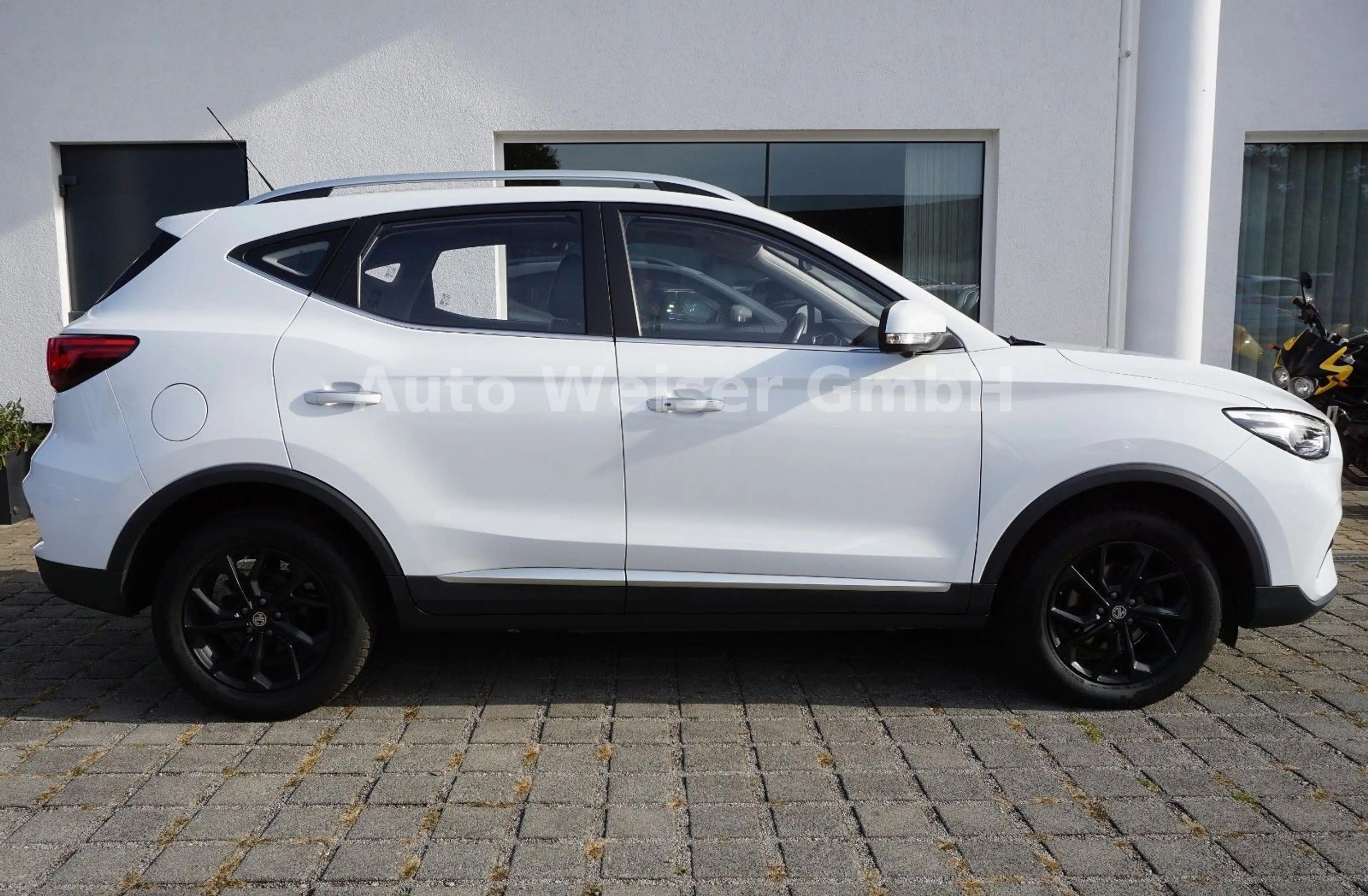 MG ZS Luxury LED Navi 360° Kamera SHZ Pano — photo 4