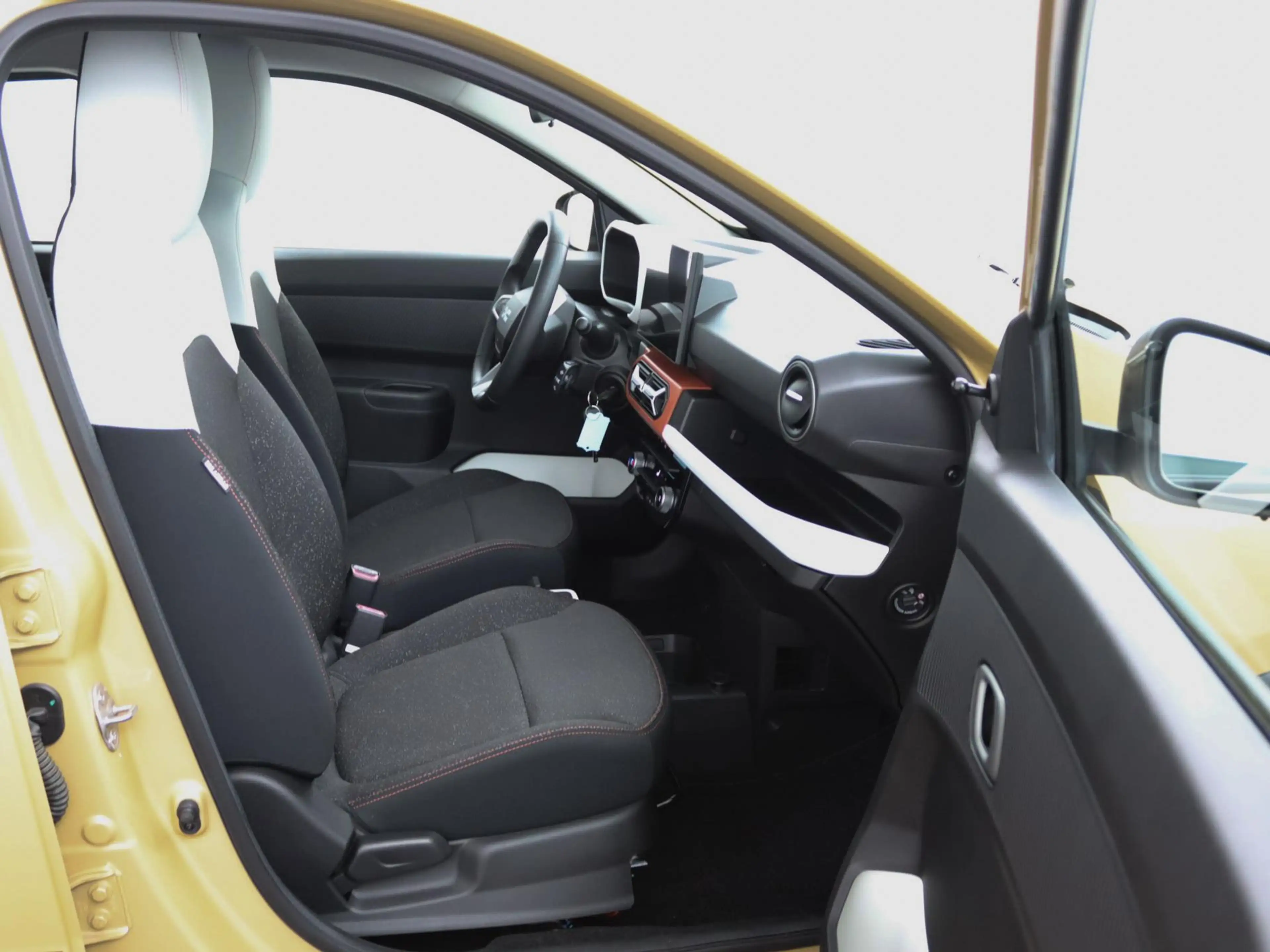 Dacia Spring Expression 65 | Parkeersensoren | Cruise Control | — photo 12