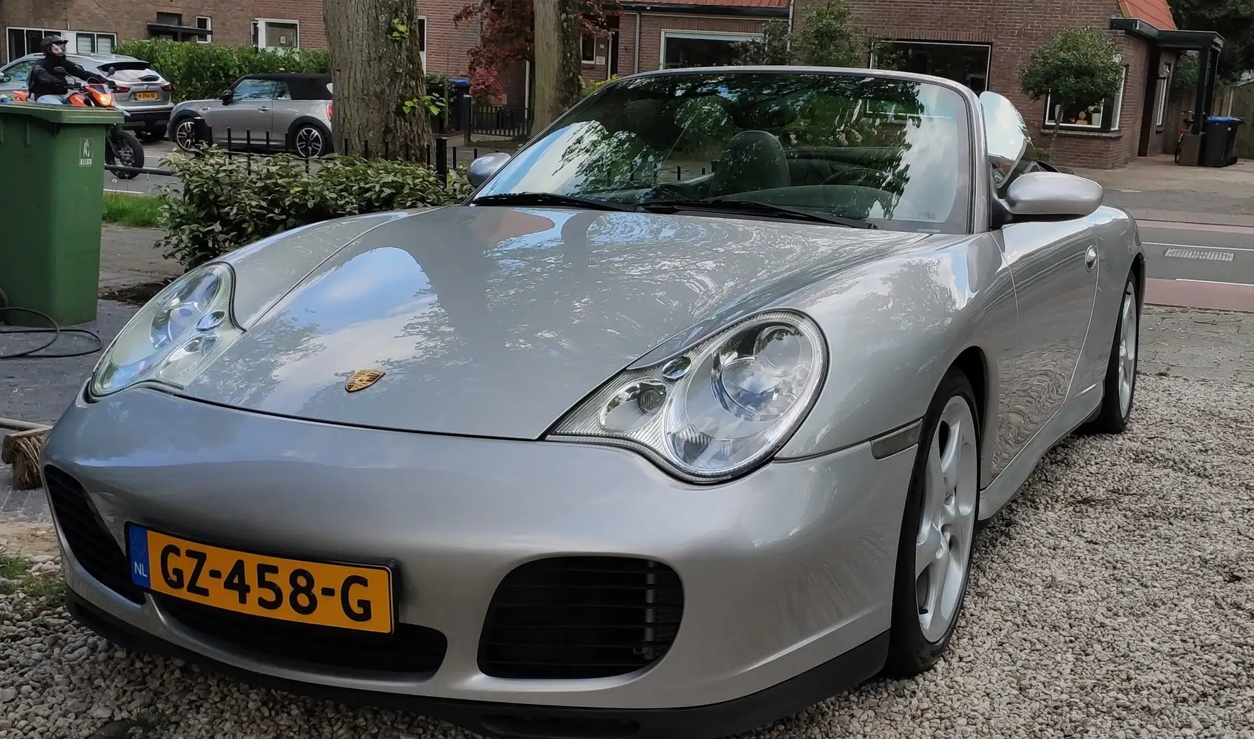 Porsche 996 Cabrio 3.6 Carrera 4S HANDGESCHAKELD Zilver - 2