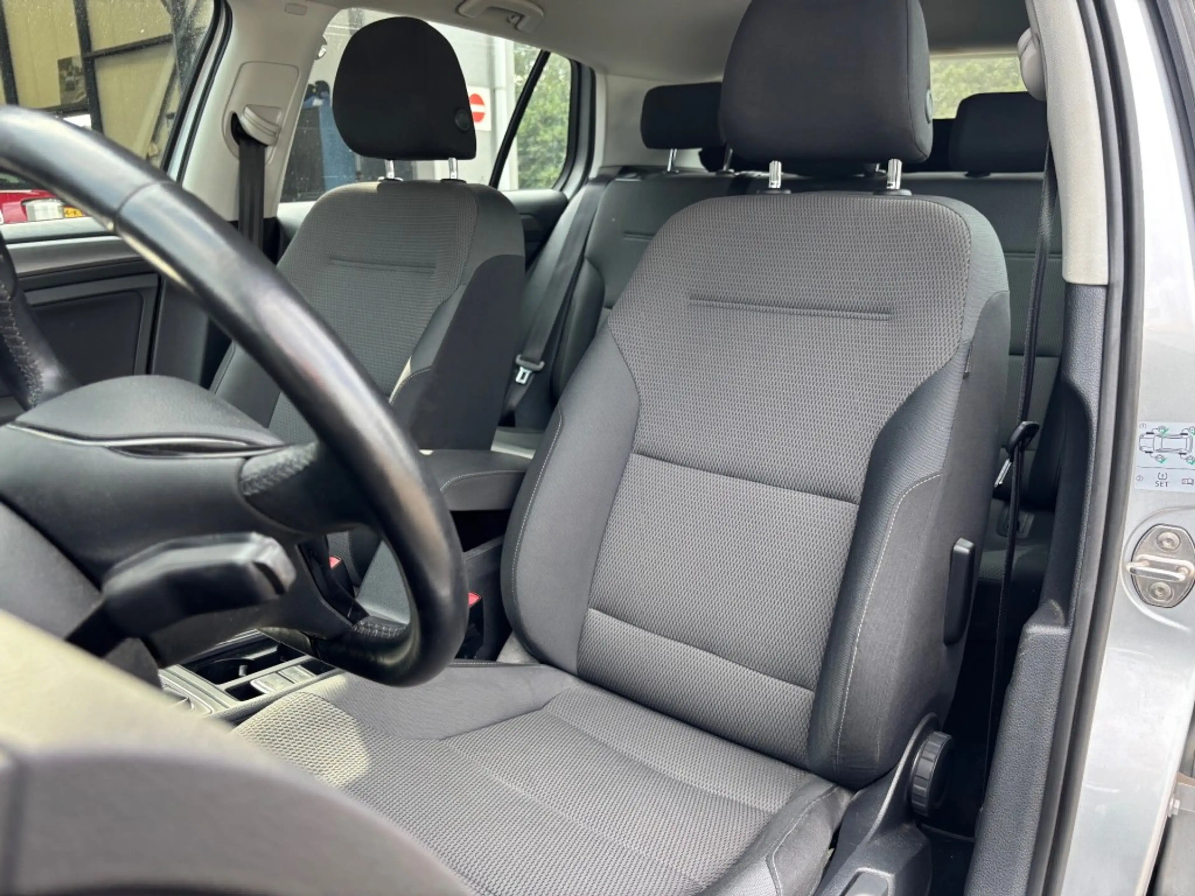 Volkswagen Golf GTD 1.6 TDI 105PK 5-Deurs Metallic — photo 12