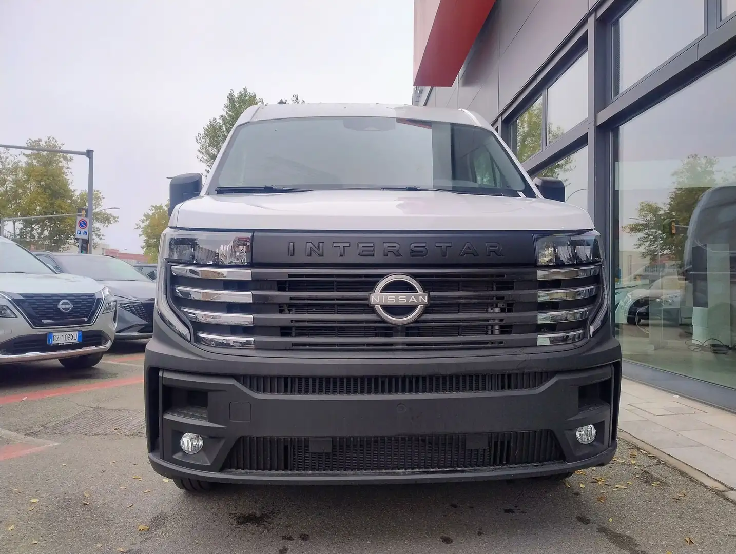 Nissan Interstar Interstar L2H2 35 qli 2.0 dCi 130CV N-Connecta Blanc - 2