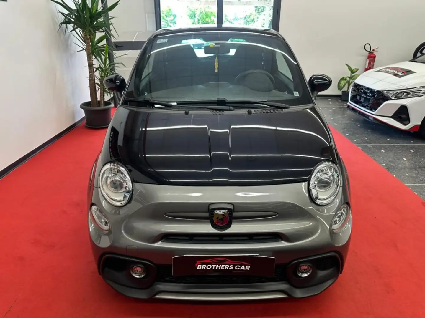 Abarth 595 1.4 Turbo T-Jet 180 CV Competizione Nero - 2