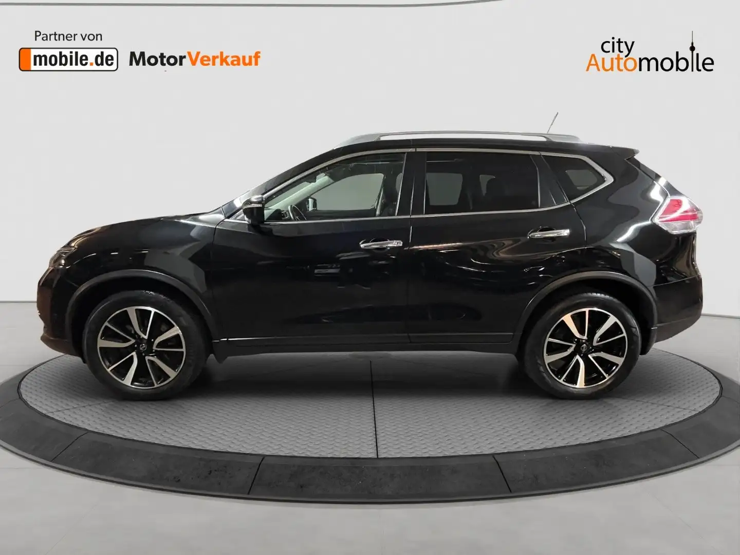 Nissan X-Trail Tekna/Pano-Dach/7-Sitzer/Navi/SHZ/PDC Schwarz - 2