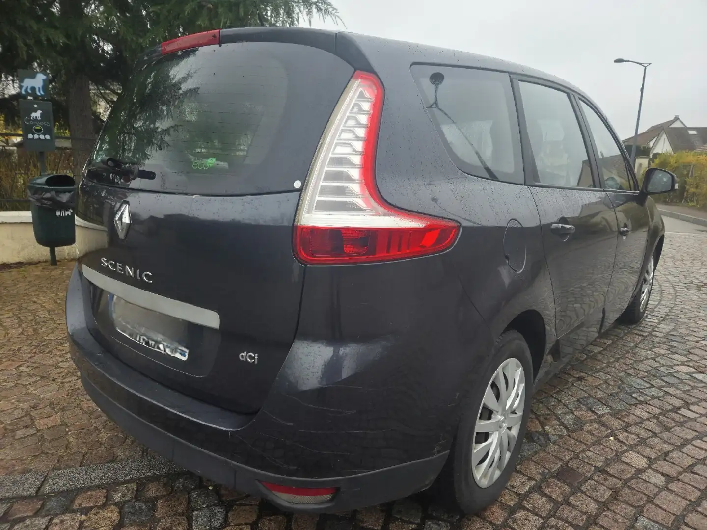 Renault Megane DCI 110 FAP ECO2 7 places - 2