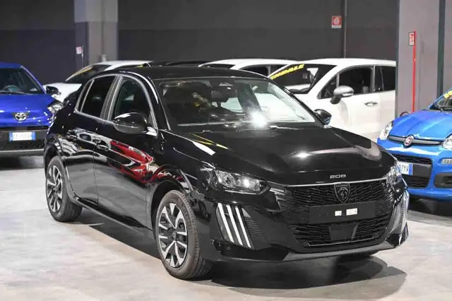Peugeot 208 view 2